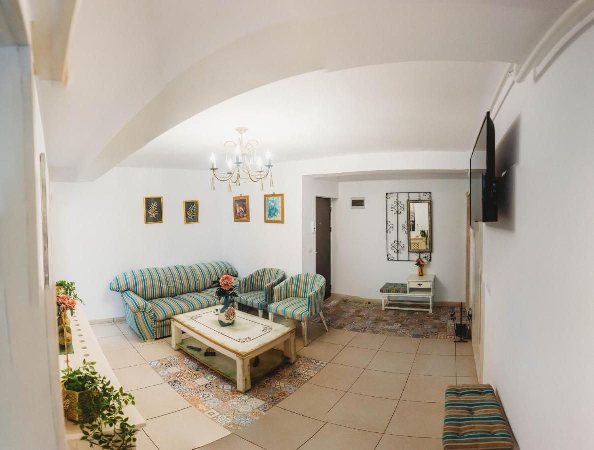 La Contessa Apartament Târgu Neamţ Exterior foto